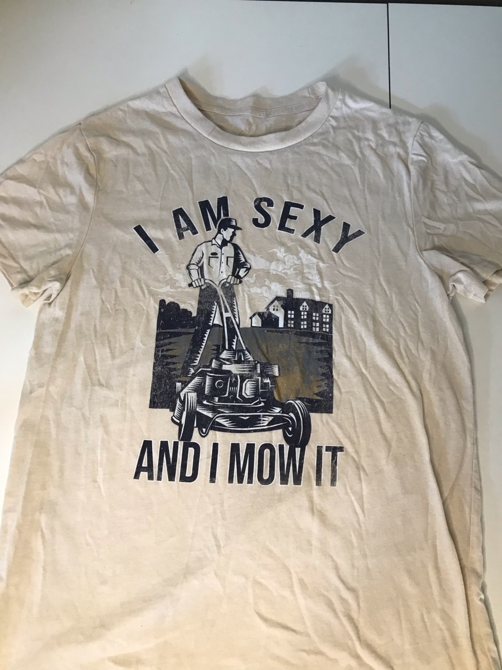 Graphic Tee Very Thin